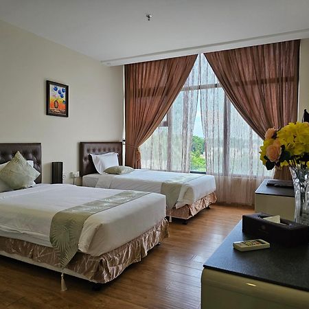 Wafa Hotel & Apartment Kampong Mata Mata Exterior photo