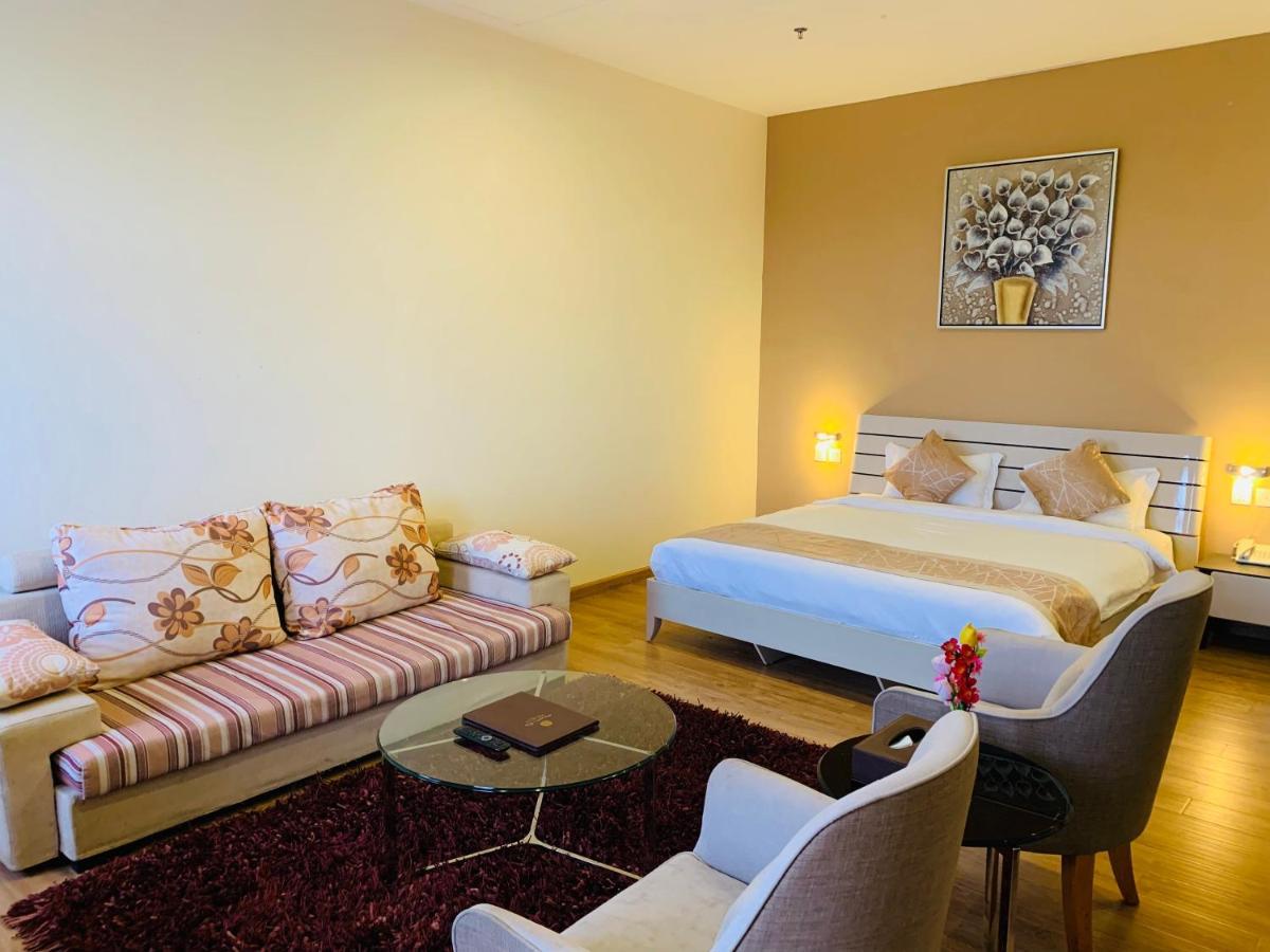 Wafa Hotel & Apartment Kampong Mata Mata Exterior photo
